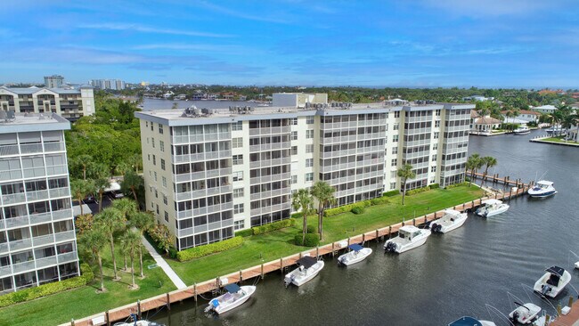 Building Photo - 1 Harbourside Dr