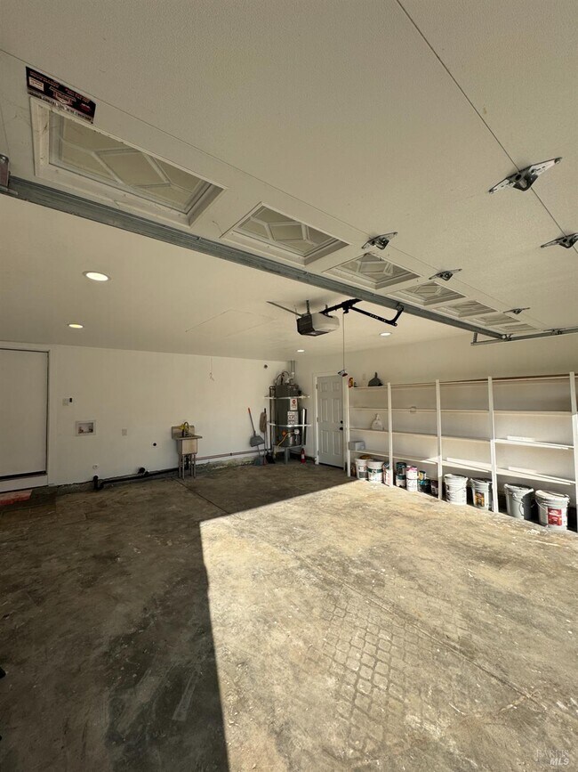 Building Photo - 124 Purdue Dr