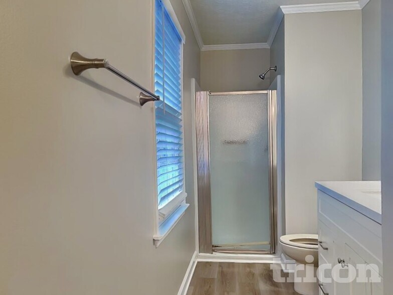 Building Photo - 135 Clearbrook Way