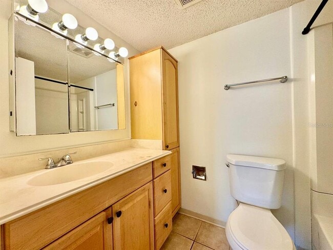 Building Photo - 6324 Newtown Cir