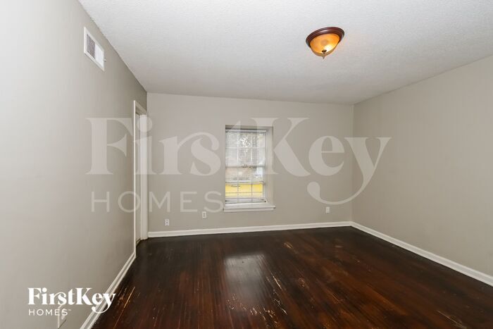 Building Photo - 5492 Scottsdale Ave