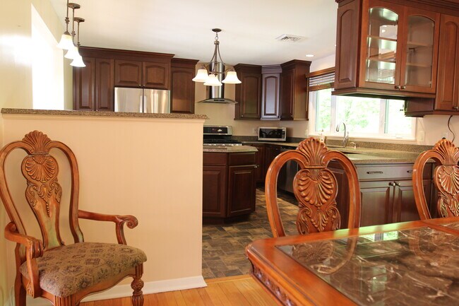 Kitchen - 73 Birchwood Ln