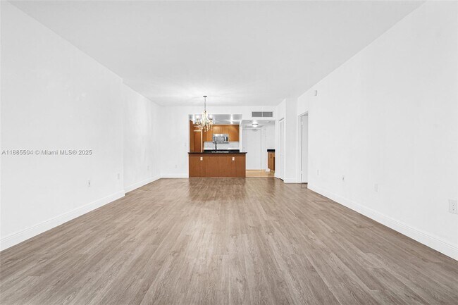 Building Photo - 10275 Collins Ave