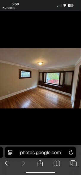 Building Photo - 5073 Greenhurst Dr