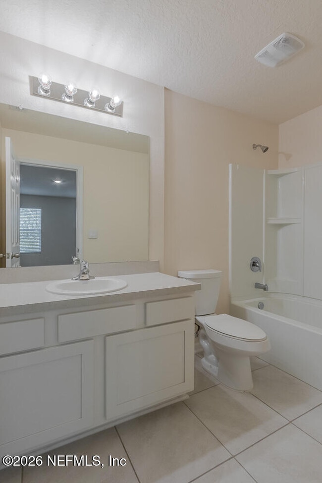 Building Photo - 983 Observatory Pkwy