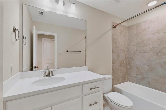 Building Photo - 7746 Cooke Dr