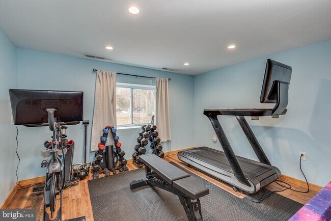 Building Photo - 24 Virginia Trail