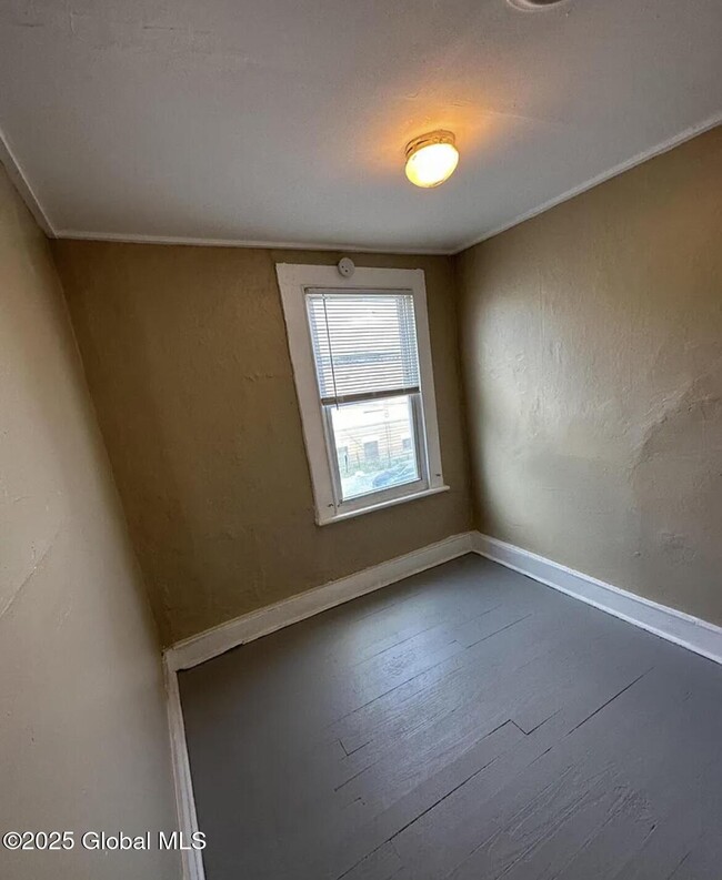 Building Photo - 450 Hudson Ave