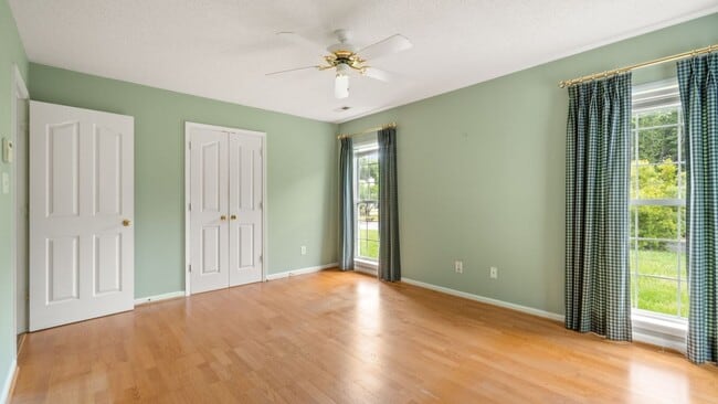 Building Photo - 3BR 2.5BA Cul-de-sac House with Loft in To...