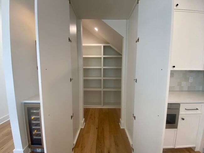 Building Photo - Beautiful New House in West Nashville - Hi...