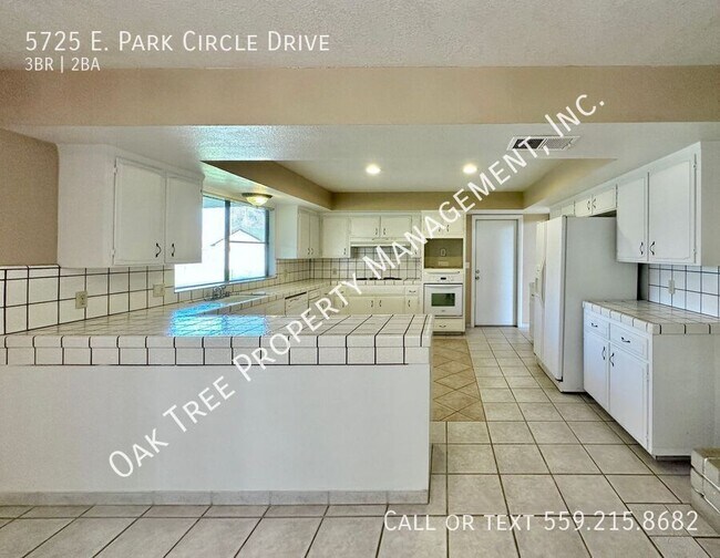 Building Photo - 5725 E Park Cir Dr