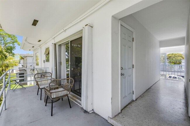 Building Photo - 501 NE 82nd Terrace