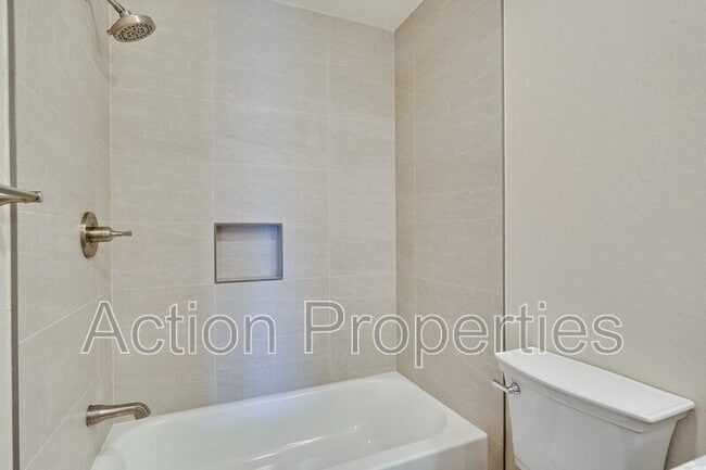 Building Photo - 1664 Merriton Ct