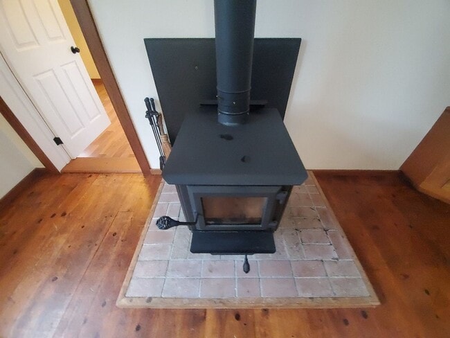 Building Photo - Pet-friendly Trinidad cottage near the beach & shopping!