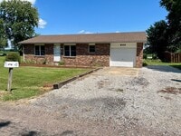 Building Photo - 644 Tamarach Dr