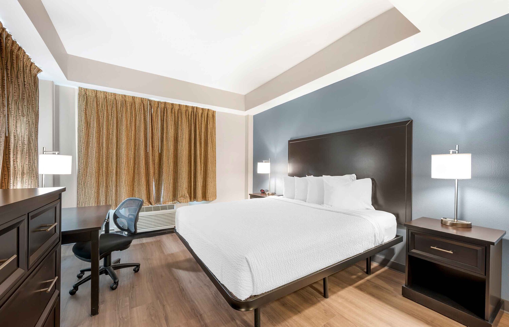 Building Photo - Furnished Studio-Indianapolis - Airport - W. Southern Ave.