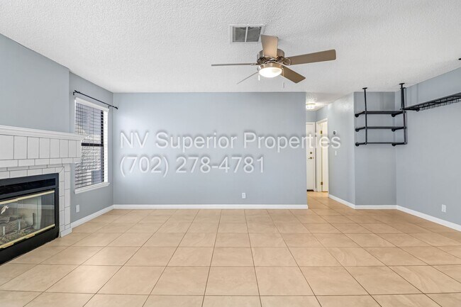 Building Photo - SW The Lakes!!!! Pool!!! Spa!!! Solar Panels!!! Primary bedroom downstairs!!! 3 Car Garage!!!