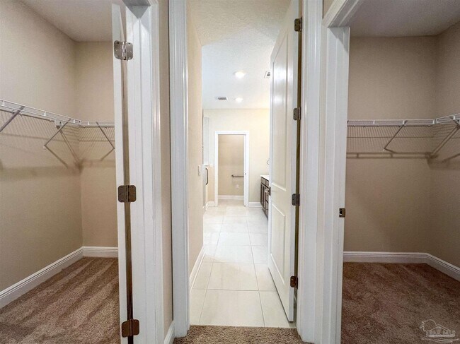 Building Photo - 8010 Majestic Cypress Dr