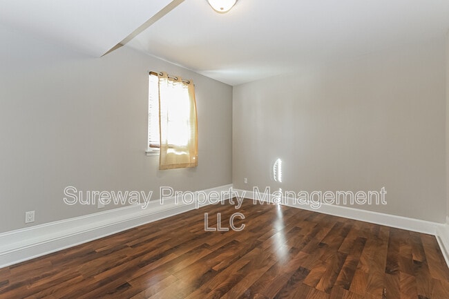 Building Photo - 29 Franklin Dr