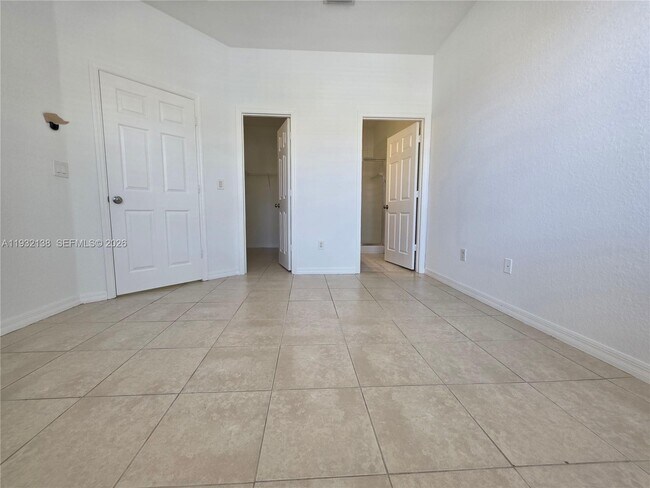 Building Photo - 9070 Preston Pl