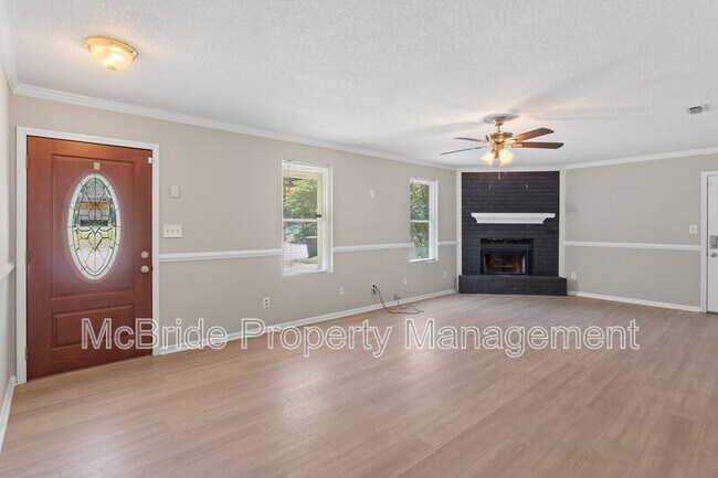 Building Photo - 4009 Royal Oaks Ct