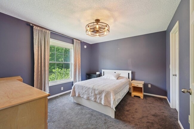 Building Photo - 1477X Langdon Pl