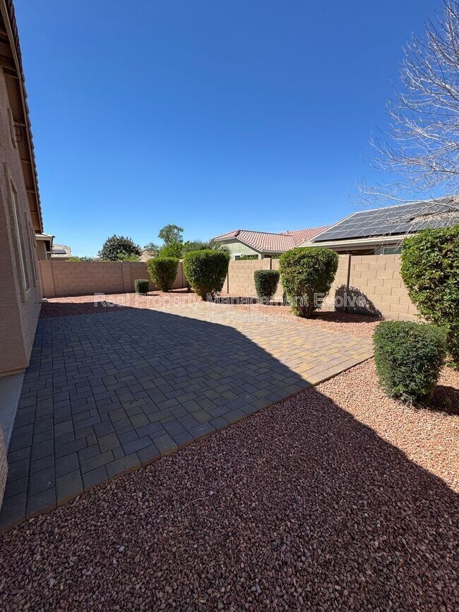 Building Photo - 13014 W Lamar Rd