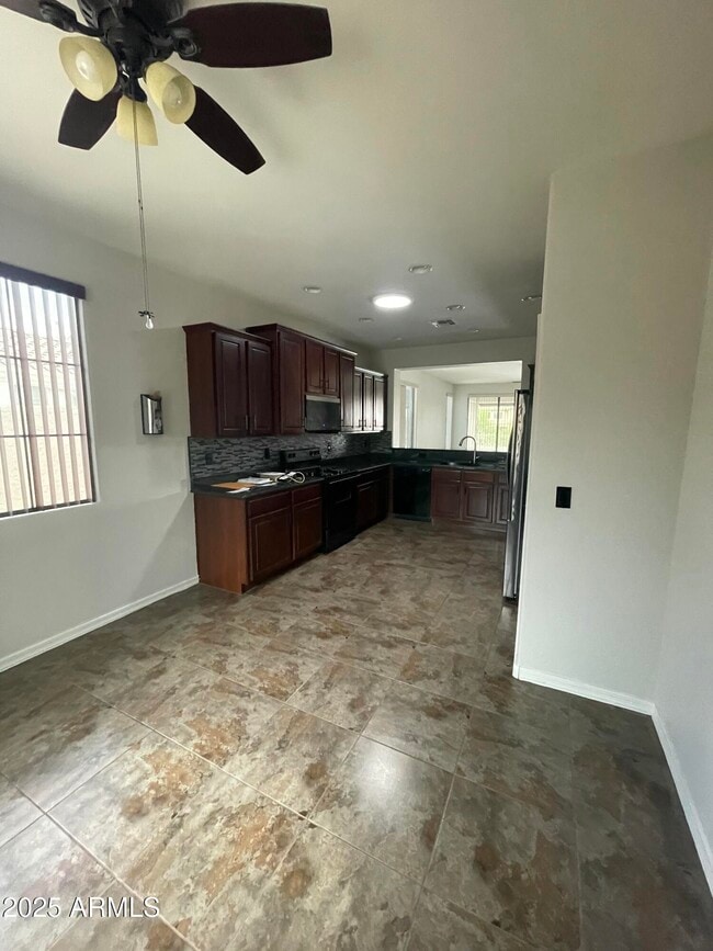Building Photo - 3810 S Star Canyon Dr