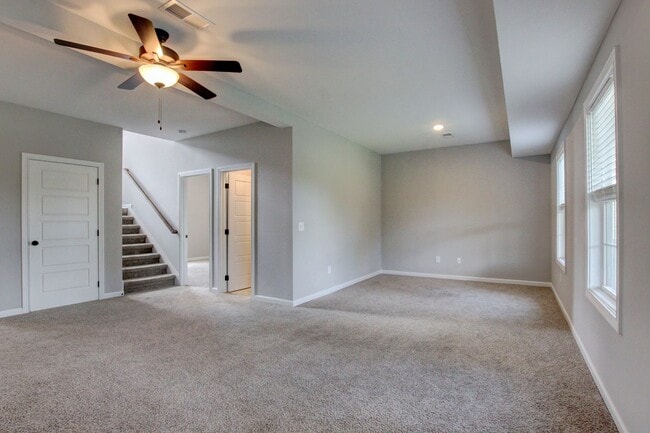 Building Photo - 1092 Barnhill Rd