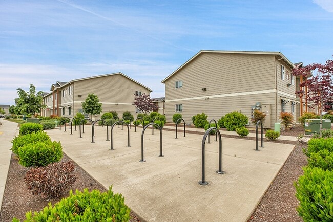 Building Photo - Country Living with Modern Flair: Wake up to the sounds of nature, Live Minutes from Everything