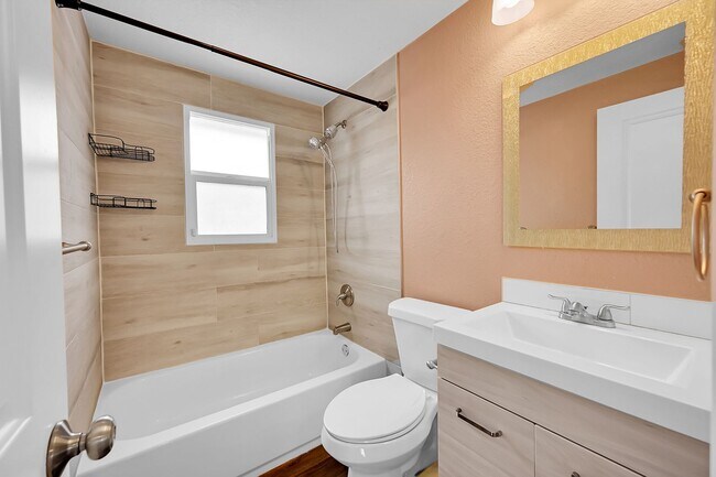 Building Photo - 2780 W 73rd Ave