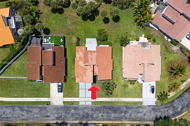 Building Photo - 1543 SW 1st Ave