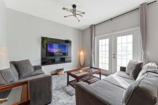 Primary Photo - 3211 Oyster Ln