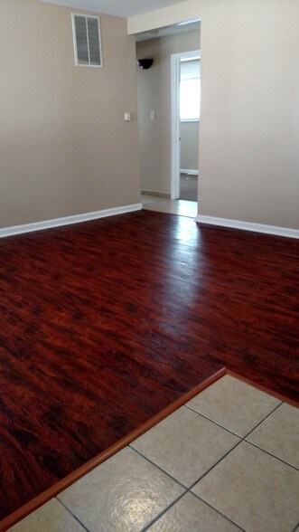 Living Room - 1317 Argo Ln