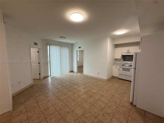 Building Photo - 5978 SW 64th St