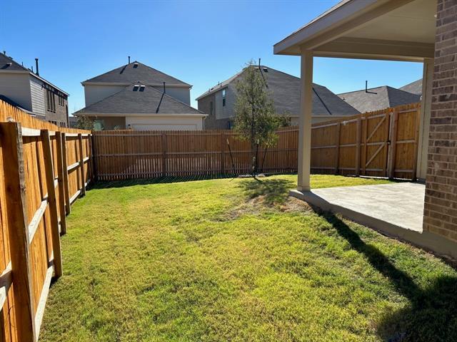 Building Photo - 2517 Maplehurst Dr