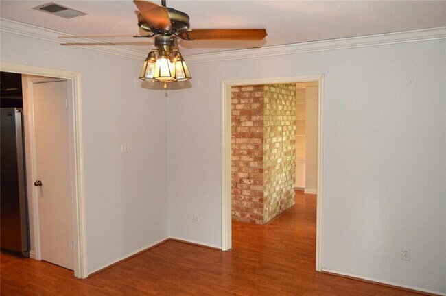 Building Photo - 3114 Greenridge Dr
