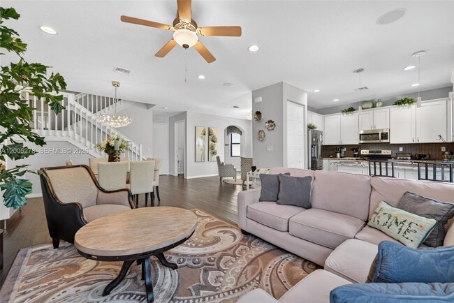 Building Photo - 19278 NE 6th Ave