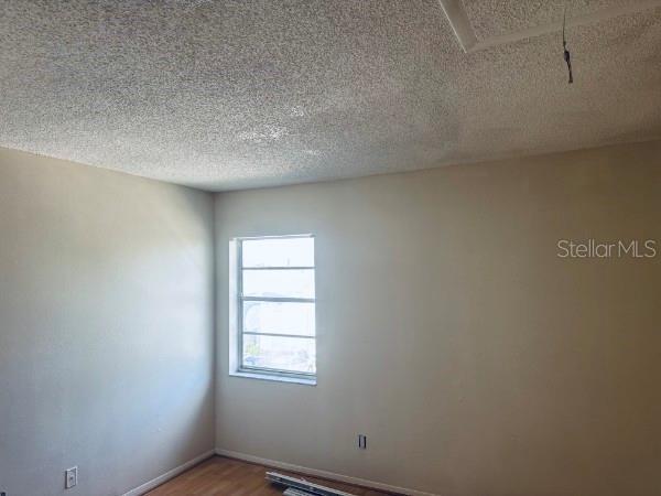 Building Photo - 7132 Waterside Dr