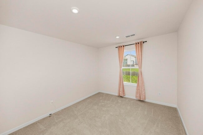 Building Photo - 247 Pryor Dr