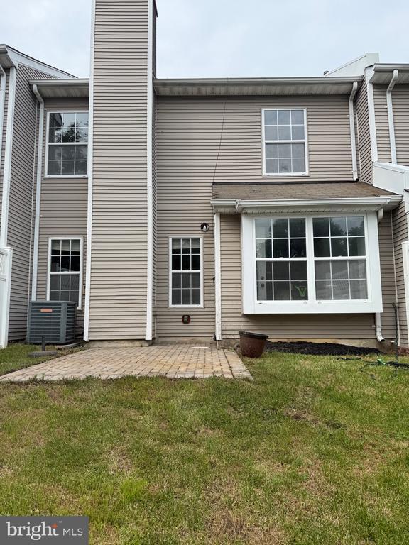 Building Photo - 43 Honey Locust Ln