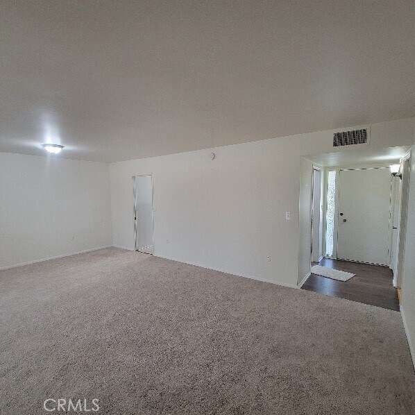 Building Photo - 28894 Portsmouth Dr