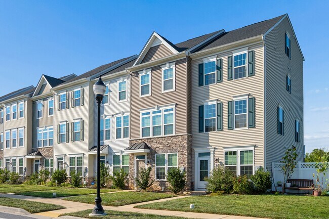 Building Photo - 6712 Ballenger Run Blvd