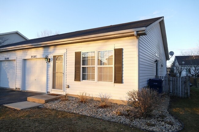 Building Photo - 2527 Eldorado Ln