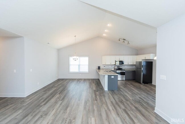 Building Photo - 1115 W Rangeview Cir