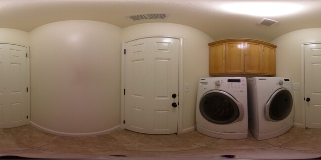 Building Photo - 1271 Whitewood Way