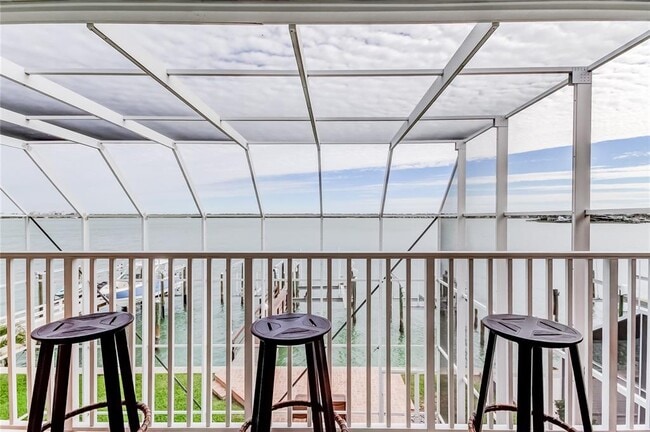 Building Photo - 218 Sand Key Estates Dr