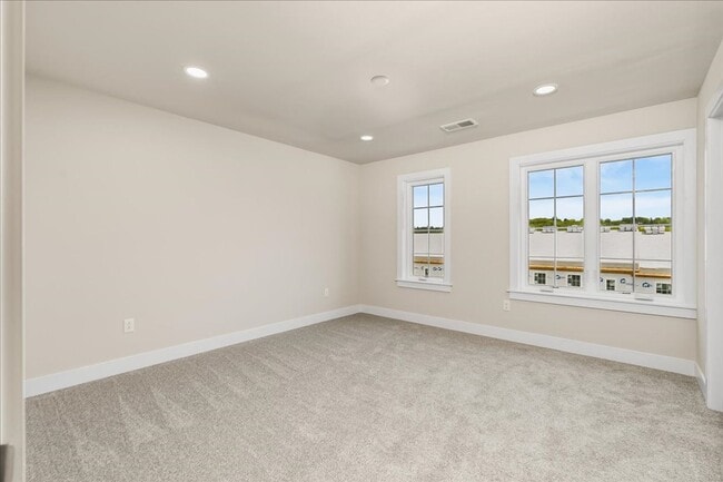 Building Photo - BRAND NEW TOWNHOME for LEASE