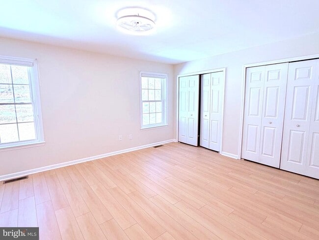 Building Photo - 2305 Westfield Ct