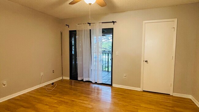 Building Photo - 9521 Boca Cove Cir